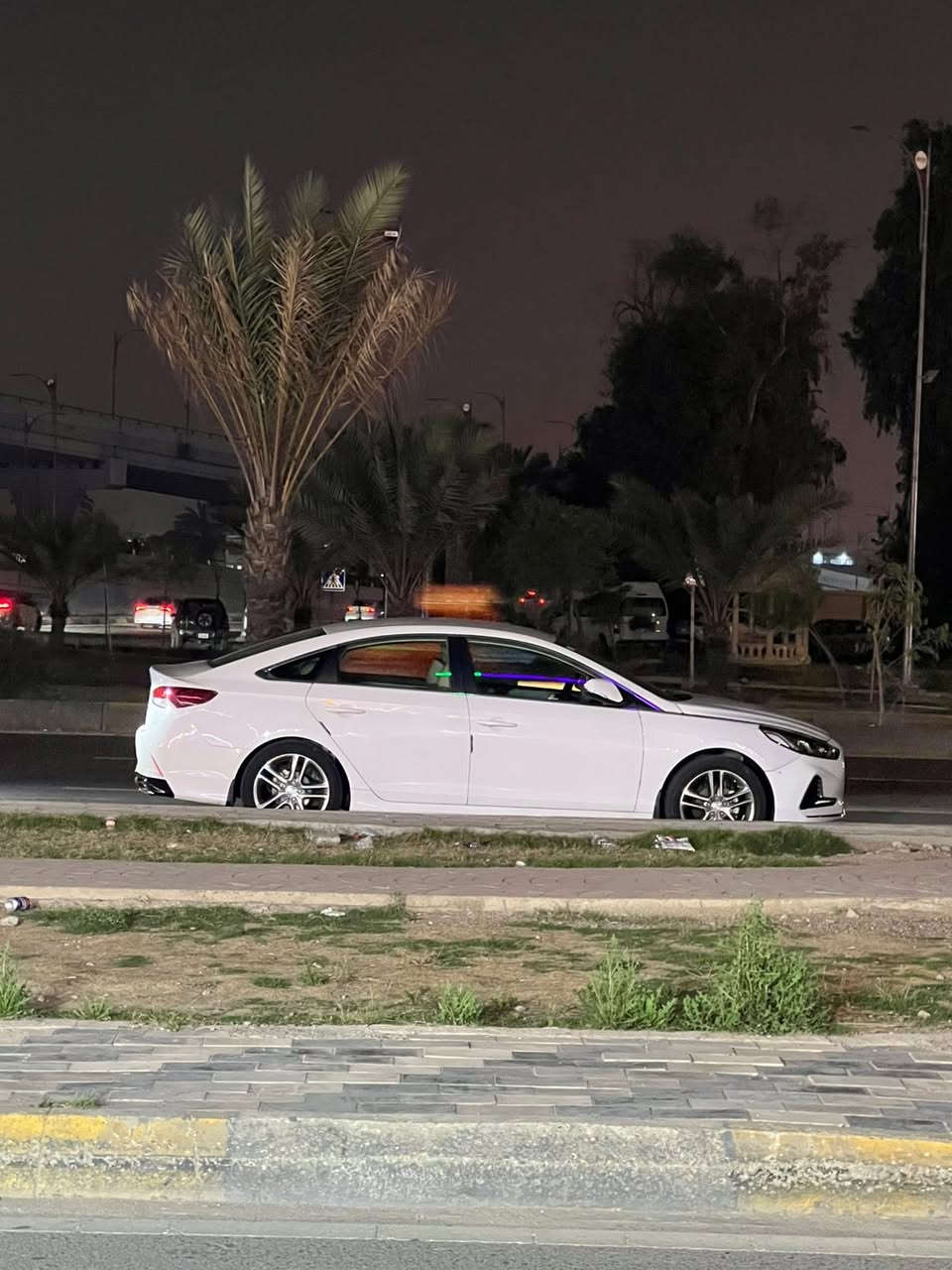 السلام عليكـــم
للبيــع هيونداي سوناتا خليجــي موديل 2018 بيها بنيد مبدل فقط وايرباك طاك السيارة نظيفة جداً رقم سليمانية ماشية ٣١٢ الف كيلو … 
كرسي كهرباء وتبريد قطعتين امامي خلفي وباقي المواصفات المعروفة من حساس وكامره محرك 2400 دوش 
مكان السيارة بغداد _ الدورة 

*********** __ السعر ١٣٧ ورقة

