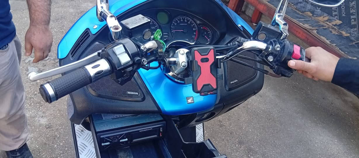 السلام عليكم دراجه فورزه 08للبيع الدراجه خير من الله واحله من الصوره بهواي الكامره تظلمهه للاستفسار ***********
