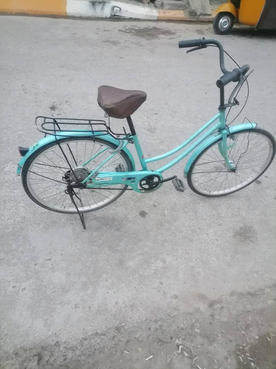 السلام عليكم باسكل للبيع باسكل نضيف كلش كامل مكمل حساس شغال نضيف حيل السعر ٧٠ وبيه مجال الخاص مفتوح حجم ٢٦ مكان ديالى بعقوبه


**إذا كنت صاحب هذا الإعلان وتريد حذفه لأي سبب، رجاءا أرسل رسالة إلى الدعم الفني**