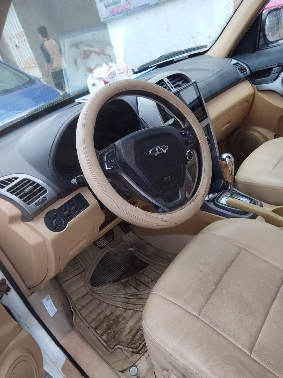 اريدها مراوس بتاهو  سعر سيارتي 55 ورقه سياره جديده رقم انكليزي تحويل مباشر   ....  تحياتي للجميع
*********** المكان ديوانيه
