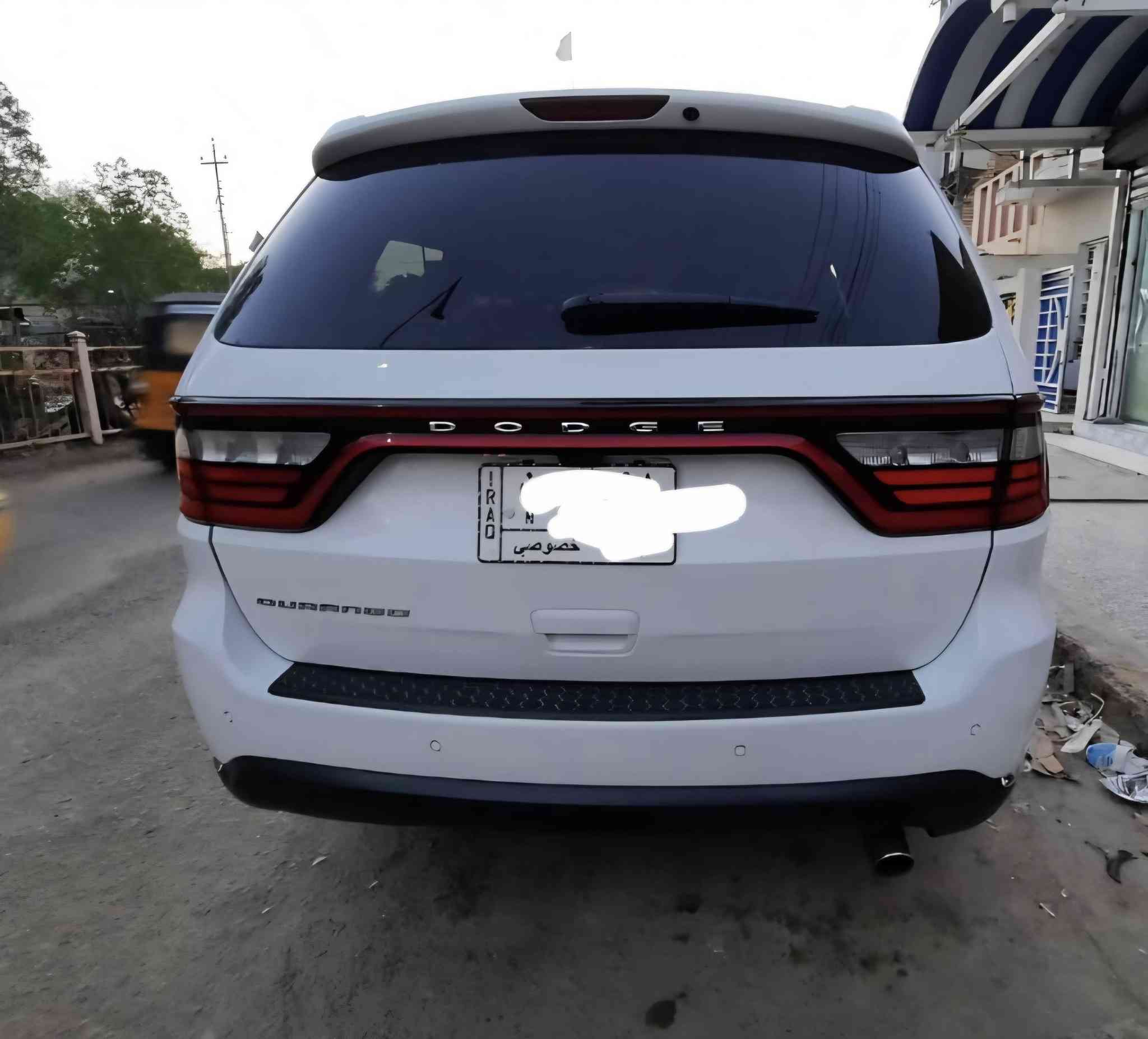 السلام عليكم
للبيع دوج  دورنكو  ٢٠١٧ اصل وارد أمريكي رقم بغداد مشروع وطني فئة sxt  السعر ١٩٥ $ وبيها مجال بسيط  مكان السيارة محافظة ميسان 
***********
*********** 
ابو حسين
