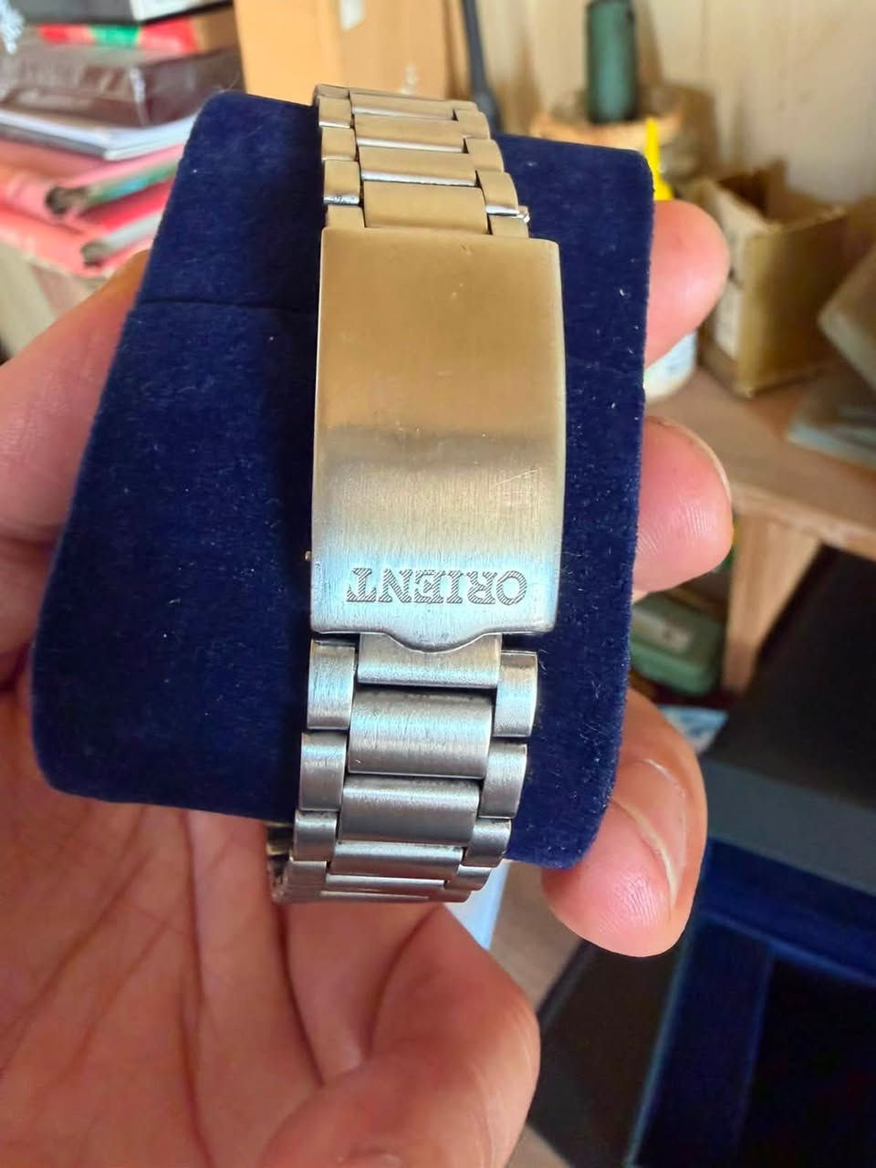 Vintage Orient Super King ( SK) 1977
اورينت قديم سوبر كينك انتاج ١٩٧٧
ماكنه أوتوماتيك 
قطر ٤٣
إصدار داخل يابان 
لون مينا سمائ نادرا
توصيل موجود


**إذا كنت صاحب هذا الإعلان وتريد حذفه لأي سبب، رجاءا أرسل رسالة إلى الدعم الفني**