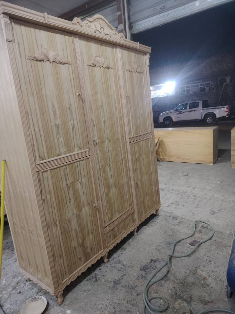 السلام عليكم تحيه طيبه كنتور ابو ٣ابواب مقطع ابو التاج رجل جعب الغزال بغداد
*********** بغداد, العراق
