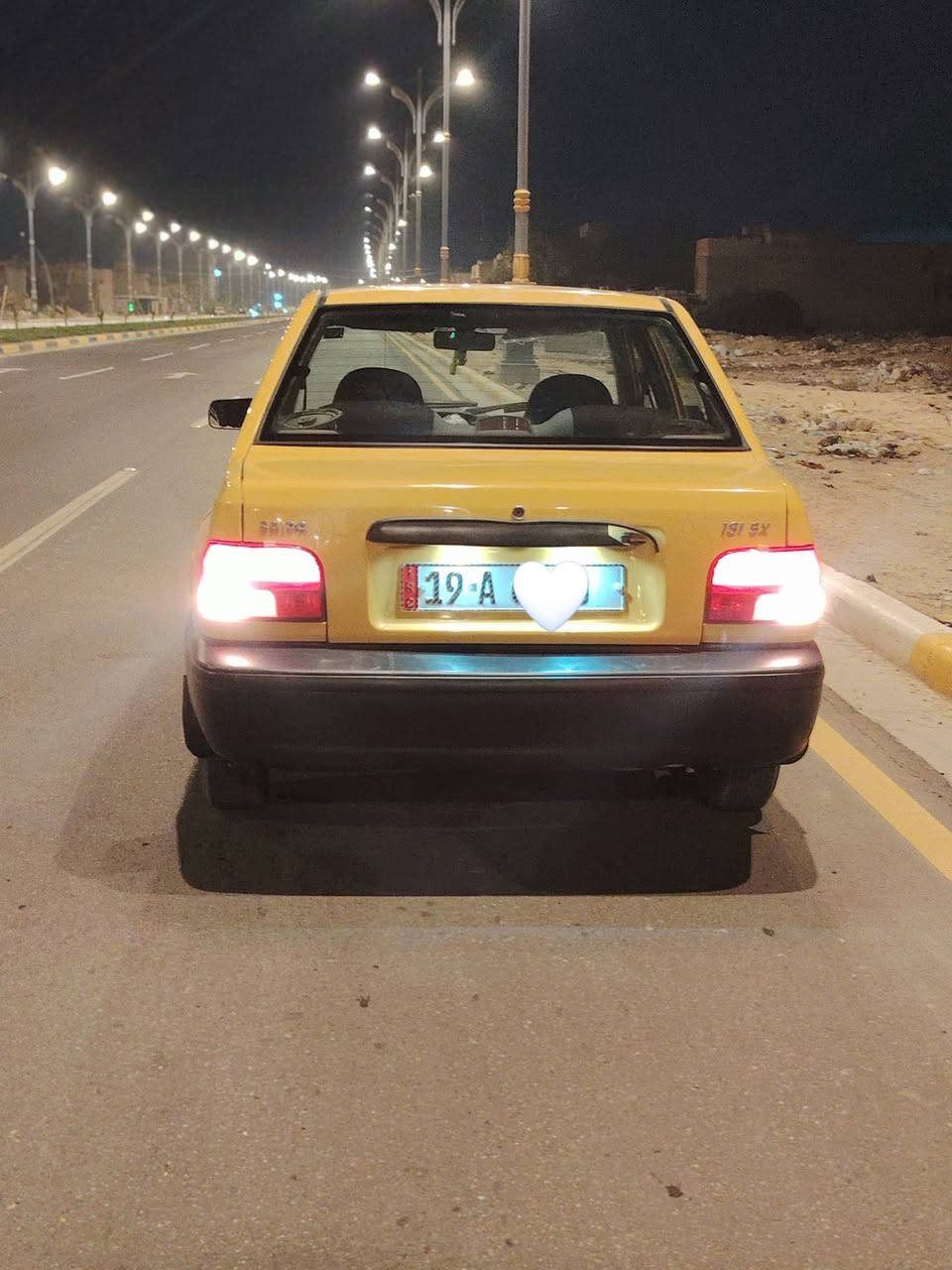 سلام عليكم سايبه للبيع مديل 2015 رقم كربلاء دولي سياره مفكوله من ضربه وتجوه وشرعيات سياره بيه خياس بصيط ومالي خلك اسوي محرك لا يبخر ولا ينقص كير كذالك حداديه منفوضه تخم تايرات جدد دراميات جدد سطاب اكسنات جدد سياره منفوضه نفض بس مشط لستيران شويه تعبان يمشيك فوك سنه سياره ب اسمي رايده ب٤٢ وبيه مجال مكاني كربلاء  رقمي للإستفسار***********
