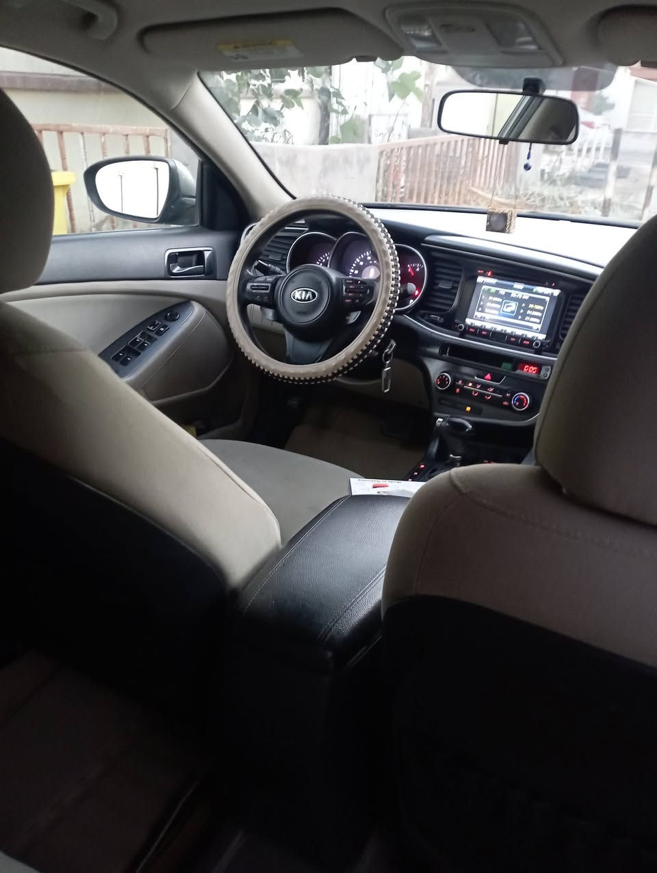 اوبتيما للبيع امريكي 14رقم بغداد بسمي كير محرك تخم تاير باتري جديد
سياره خير من الله للاستفسار الاتصال على الرقم التالي ***********
***********
