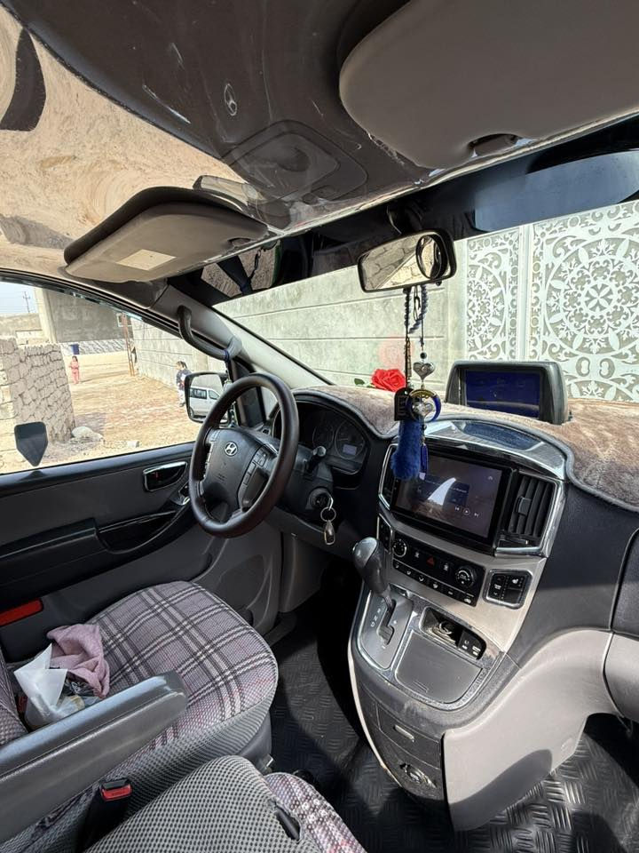 السلام عليكم  ستاركس  موديل 16  السيارةنظيفة كلش وما متعوبة السيارة مكفولة بيهة بس صبغ بالباب السلايت بكوريا دبلو بلاد  سنوية لل2029  بأسمي 
مكانهة بصرة قضاء المدينة 
***********
