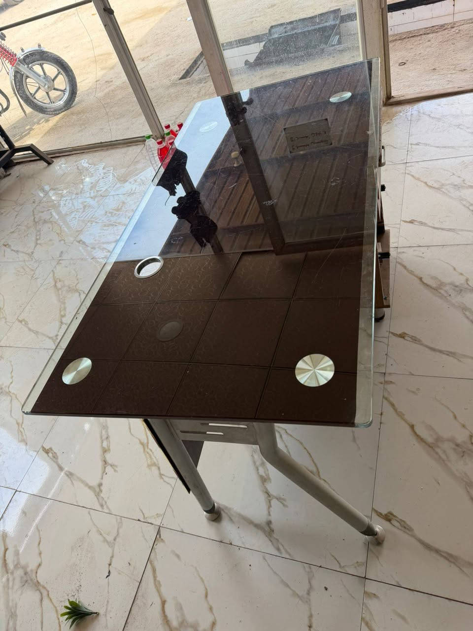 السلام عليكم ميز مكتبي للبيع اخو الجديد قفله ب١٢٥ مكانه شاميه قرب الوراوشه الشراي خاص


**إذا كنت صاحب هذا الإعلان وتريد حذفه لأي سبب، رجاءا أرسل رسالة إلى الدعم الفني**