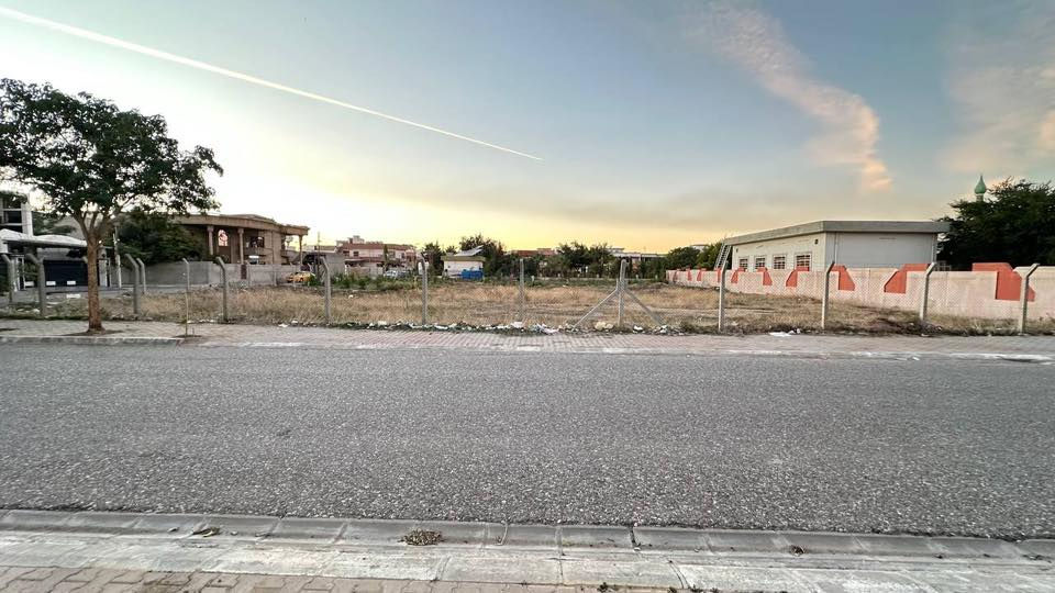 📣اعلان عقاري رقم(917)

#قطعة_أرض في #حي_دولار قرب روضة عصافير مقابل حديقة ‏بمكان مميز وجميل جدا 

💠#المساحة 150 متر

 💠#الواجهة 7.5 متر
____________________________
‏#instagram :  almalk_realestate
_____________________________
‏#facebook : الملك للعقارات والمقاولات 
______________________________

💠ليصلك السعر علق بــ (تم) ✔️

لاستفسار اكثر يرجى مراجعة #مكتب #الملك او الاتصال على الارقام التالية☎️
 
📞***********
📞***********

📍عنوان المكتب / شارع القدس مقابل اسماك حسن 
البغدادي

ونستقبل جميع العروض السكنية والتجارية بكافة مناطق كركوك 

#عقارات  #استثمارات  #كركوك  #مقاولاوت #تصاميم #الملك_للعقارات_والمقاولات
