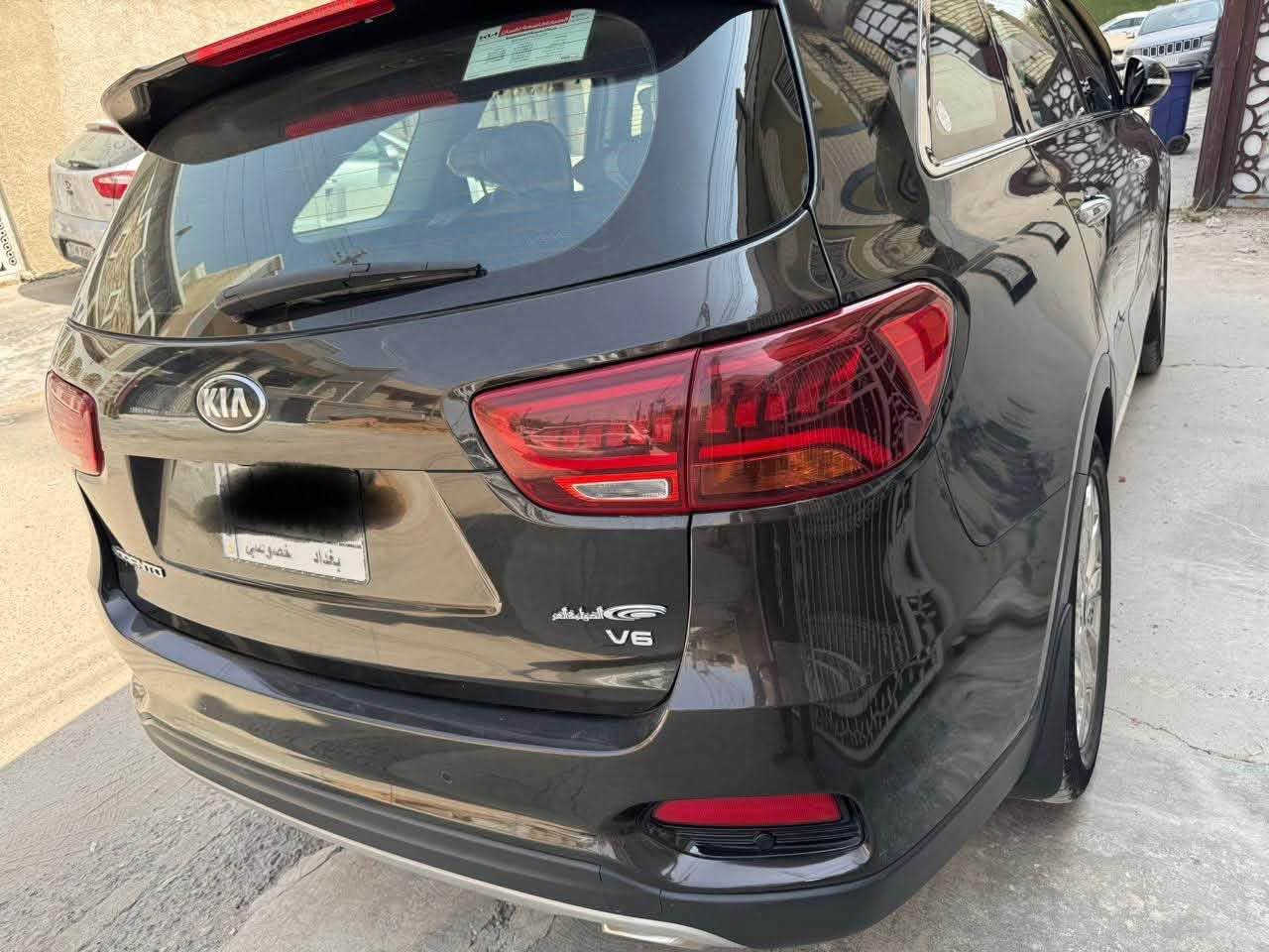 سورنتو موديل 2020 
خليجي رقم بغداد 
ماشية 95 الف
المواصفات
محرك 3500 - V6
كشنات كهرباء
3 وضعيات قيادة
تشغيل بصمة
بصمة ابواب
مري شفط
حساسات امامية
حساسات خلفية
كامرة  خلفية دوارة
3 قطع تبريد 
شاشة لمس 
ابل كار بلي
شحن واير ليس 
بردات خلفية
صندوك كهرباء
❗️ملاحضة سيارة بيهة كم رصعة قليلة بلباب الخلفي جهة اليمنة 
السعر 235 بيهة مجال للشراي
العنوان الاعلام
📞*********** بغداد, العراق
