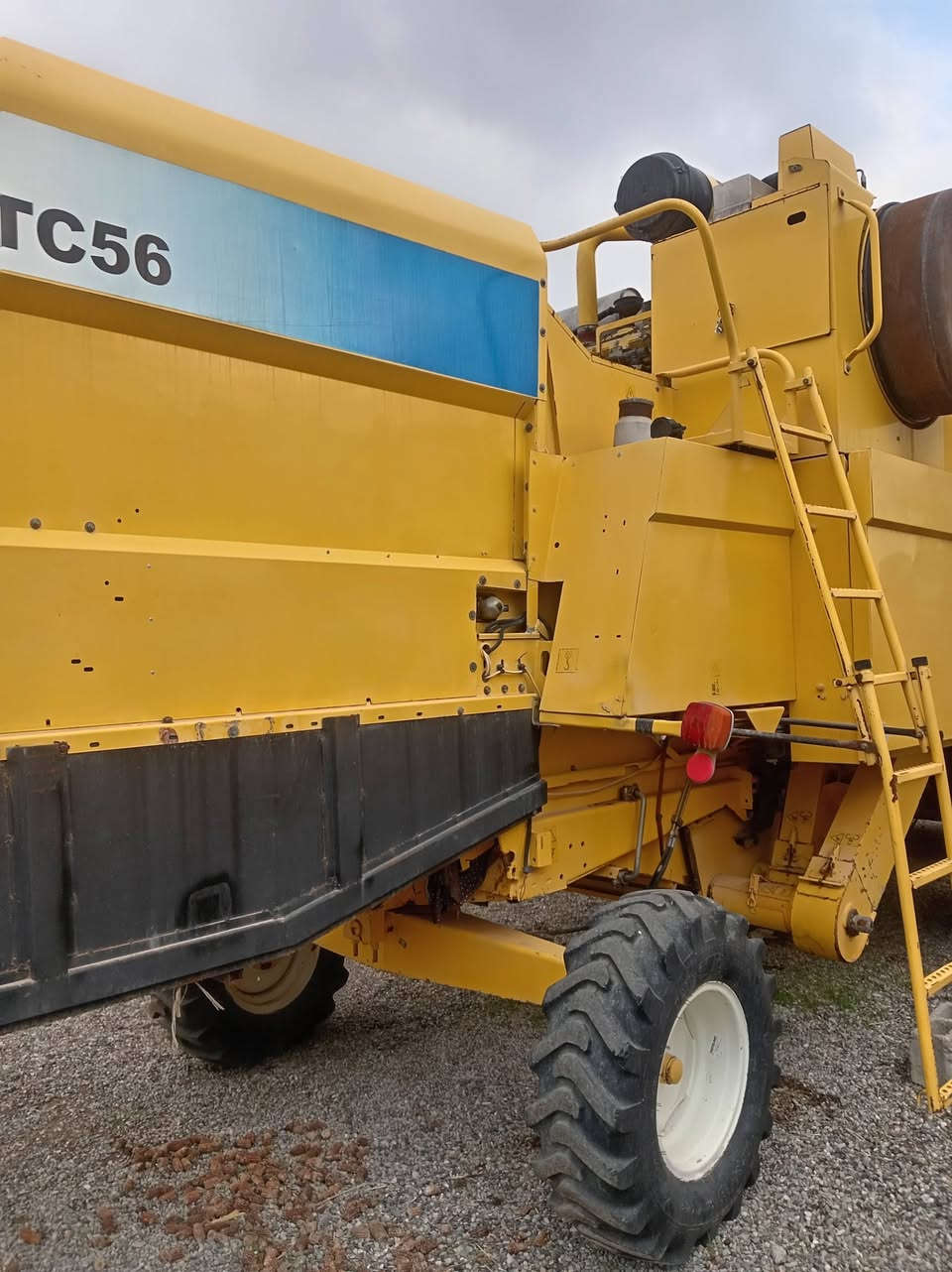 للبيع حاصوده ٢٠٠٧ حجم ٥٦  ٤بلم  رقم شمالي جديد عنوان كركوك مفرق شوان *********** ***********
