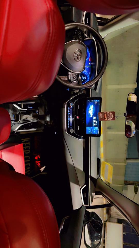 سلام عليكم للبيع او المراوس  كورلا موديل 2025 ماشيه33 الاف  مكفوله عامه على وضع الشركة فول 1/1 
فتحه سقف
رادار امامي وخلفي
حديد مسار
سياقه ذاتيه
لد امامي + خلفي
اوتو هولد
عند بريك بصمه
تبريد قطعتين
شاشه كار بلي
منفذ شحن USB امامي خلفي
LED مصابيح
دخول ذكي
نحكم ستيرن
٤ وضعيات قياده
كروز سرعه 
السياره مكانها الفلوجه 
السعر 152 وبيه مجال 
***********
