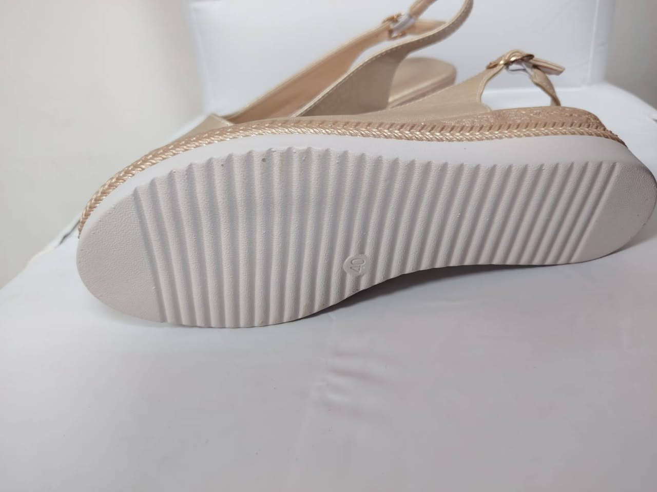 السلام عليكم   توفر لدينا احذيه رجالي ونسائي و ولادي  بسعار مناسبه  للحجز  والاستفسار  مراسلة  الصفحه  او  على الرقم *********** #الجميع من رخصتكم متابعة الصفحه ليصلكم كل ما هوه جديد
