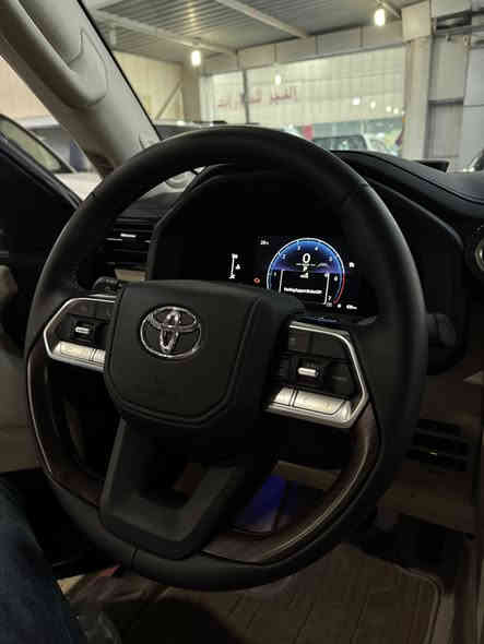 🔹السلام عليكم🔹
◼️للبيع
◾️تيوتا لاندكروز
‏◾️GXR-limited 
◼️توين تيربو
◾️سردار
◾️ زيرو
2025◼️
◼️ضمان الشركة
◾️للاستفسار او الاسعار
◾️***********◾️
