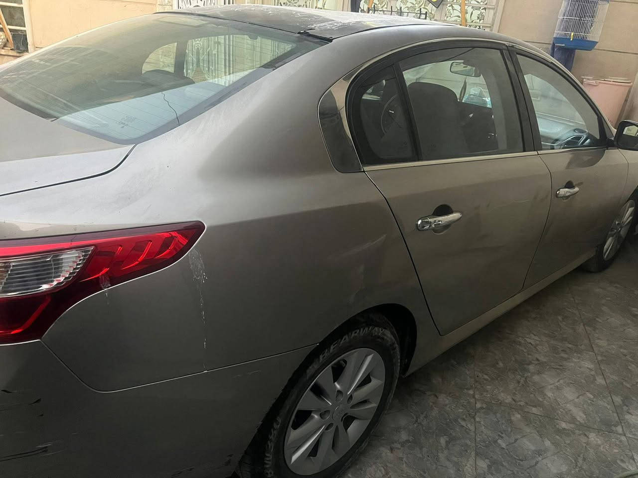 رينو سافران موديل 13 للبيع بيها قطعتين صبغ  للبيع مكاني بابل المسيب سعر خصم ب 65 ورقه شراي اتصل و تدلل ***********
