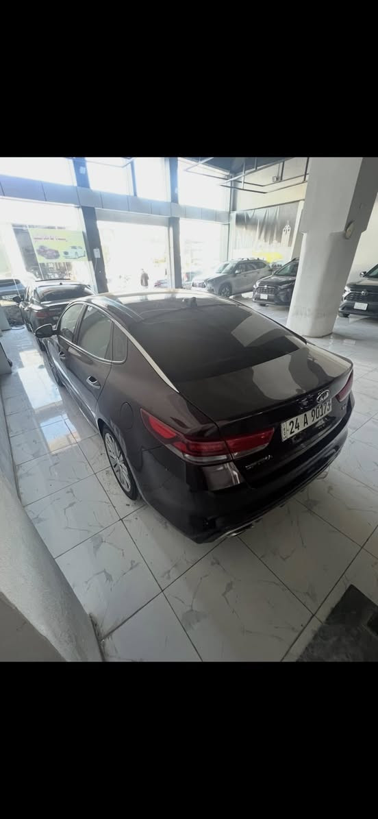 كيا ابتيما 2017 امريكي 
فول موصفات SXL بانورما و مكينه 20 توربو 
كير و مكينه شه رت 101 ماشيه 
بيهه جاملوخ سبخ و صندوق تبديل 
بدون ارباك و دواخل شه رت بجمً كبس
رقم و سنوي جديد شرط تحويل 
سعر 127$ مجال مكان زاخو
واتساب ***********
