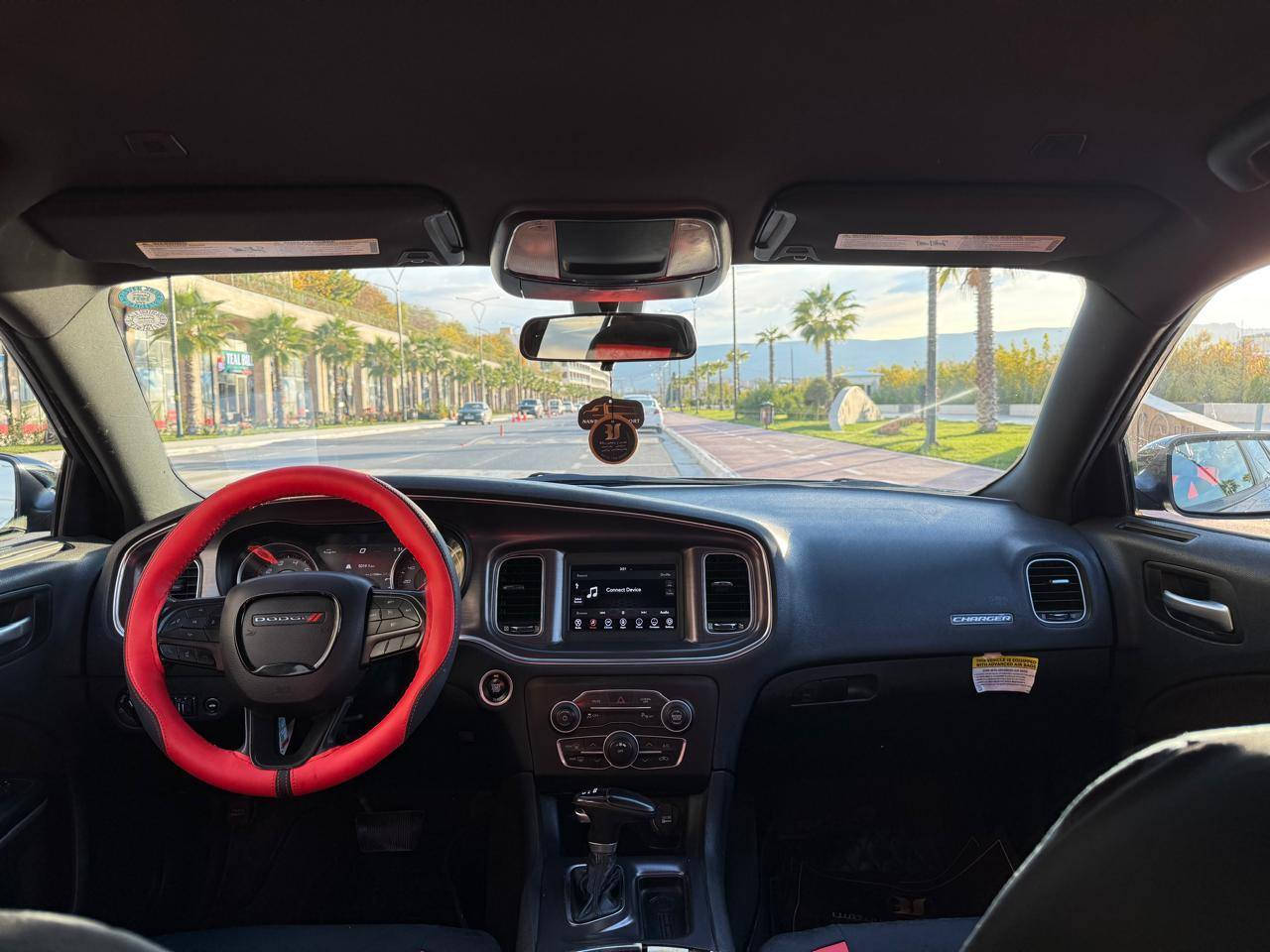 دۆج چارجەر 2018 مواسەفات SXT plus
سەیارەکە یەک دەستە لە سفریەوە لای خۆمە 
110 هەزار ڕۆشتووە 
مەکینەی V6 
ویلی SRT 
کوشن شاموا 
1 پارچەی کلێری ئەمریکا بێ ناوگرتن 
بەشەرت هەموو فحسێک 
بێ ئێرباگ هەموو بیلاد 
هەمو شتێکی بەشەرت 
هیچ مەسرەفێکی تێدانیە 

سـعـر : لە کۆمێنت داوابکە ڕاستەوخۆ بۆت دێت 📥 

گێر و مەکیەنەی بەشەرت 
هیچ کێشەیەکی تێدا نییە 

ژمارەی خاوەنەکەی 
***********
