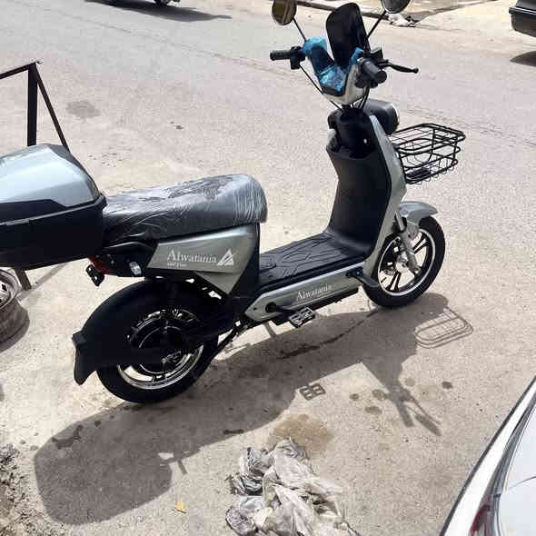 سلام عليكم ماطور وطنيه للبيع ماطور نضيف مثل ماواضح بل صوره ماطور تجي اتجربه قبل لاتاخذه مابي ايمشاكل كلشي بي شغال فول سرعته55اليحب يشتري يتفضل عل واتساب 0751 827 0568
