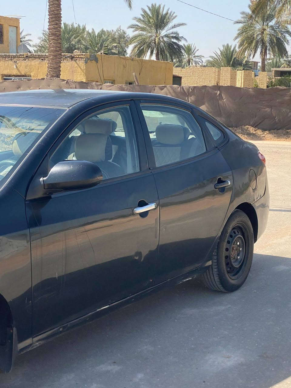 سلام عليكم للبيع سيارة النتره الون اسود 2008 محرك 200  السياره بيه اخيسات قليله الضرر جنطه السيارة كلش حلوه أمريكي وتعرفو مواصفات  أمريكي من عده الفتحه  وتخم تاير جديد الموقع بابل اجبله كشنات جلد الكاعيه جلد السياره معروضه 85 اوبيه مجال السياره امراوس افنتي او سوناته حسب من شده او جوه مامتوج عل فيسبوك الاتصال عل رقم التي اوبيك خير اتدلل *********** والسير مستعجل للبيع  وسلام عليك ورحمته الله وبركاتو لحد يكسر بيه
