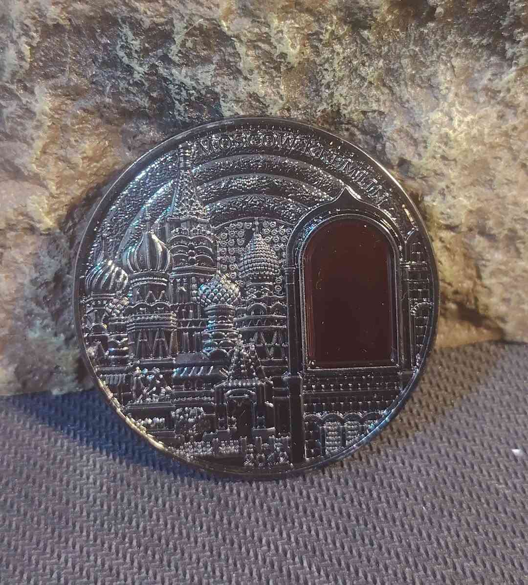 السلام عليكم.. مسكوكة أوربية لقصر الكرملين.. موسكو
قطر  5.5 سم /  سمك 3 ملم / وزن 37 غم
السعر 7000... متوفر قطعتين فقط
توصيل كربلاء 3000 محافظات 5000


**إذا كنت صاحب هذا الإعلان وتريد حذفه لأي سبب، رجاءا أرسل رسالة إلى الدعم الفني**