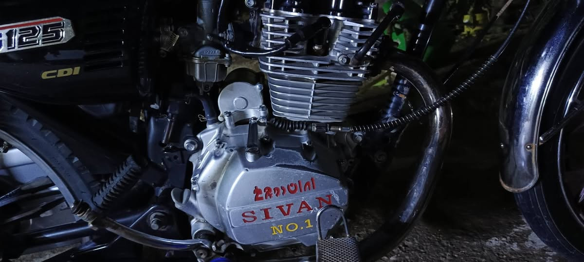 سلام عليكم خوان دراجه يراني سيفان 5كير دراجه نضيفه ما مفتوحه برقي ما مفتوح دراجه شرط لفحص لا تبخير ولا تدخن اي شي مابيهة دراجه خير من الله والله تاخذهة وتدعيلي شرط كفاله من سرقه وراق مابيهة سعر 500قفل ‏‪***********‬‏ تواصل عله رقم واذا اكو دراجه مراوس عادي هم شي يراني
