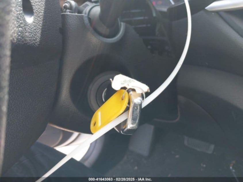 ✅سيارة مرقمة أربيل سنويه 2030
✅سيارة ضرر موضح بالصور 
✅مواصفات 
✅تحكم استيرن جهتين
✅كروز سرعة
✅تحديد مسار
✅ايقاف ذاتي 
✅رادار امامي وخلفي 
✅ويل عادي وتخم تاير جديد 
✅شاشة اني شادها ولبلاديه موجوده 
✅كامره دواره 
بسم شركه 
✅محرك 2000 دوش 
✅سرعة ثلاث وضعيات قياده 
✅مكان سيارة نجف حي الشرطه 
✅للاستفسار ***********
