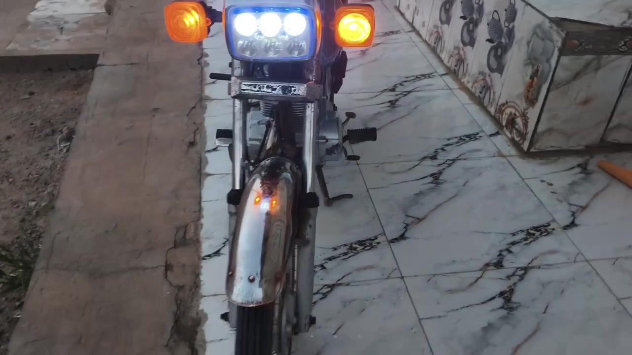 سيجي نامه رقم اسود موديل سبعه تعمير 20دراجه ما بيهه اي نقص السعر 550وبيهه مجال قليل كلش عنوان القرنه الثغر  رقم***********
