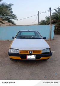 بيجو ٤٠٥ • ٢٠١٠ • نجف