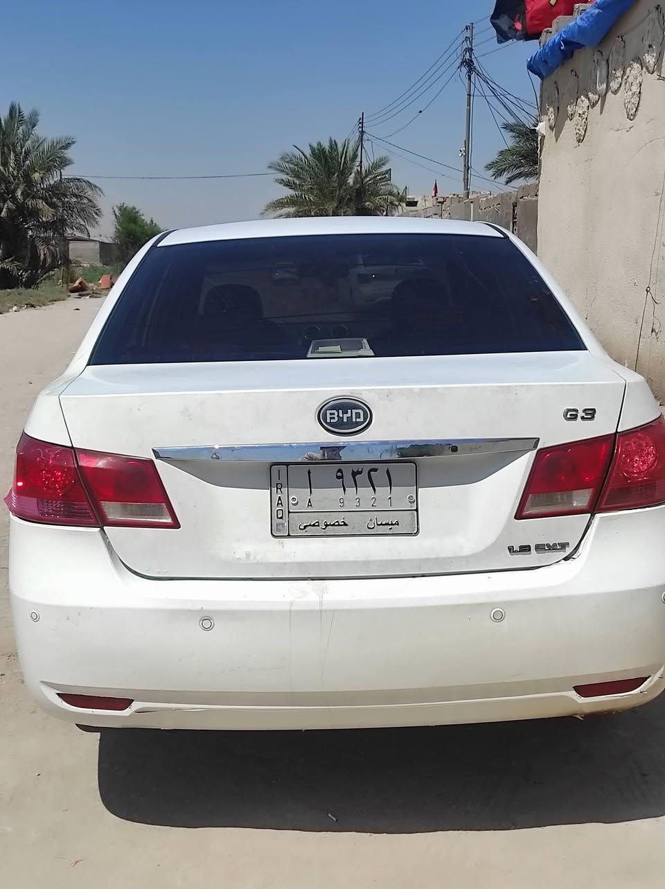 سلام عليكم
سياره بيوايدي G3 موديل 13 سياره فول مواصفات بصمه تنته شاشه خياسات ماكو عده (الداير الخليفي قليل كلش)
حداديه جديده تخم تاير تبريد ثلج (مكينه بيه ضعف فقط) تريد جفته تريد مكينه جديده سعرها الميكنه 600 الف 
رقم ميسان صاحبه شرعي بل بصره
المكان البصره العشار 
السعر 40 وبيه مجال قليل 
الاستفسار ***********
