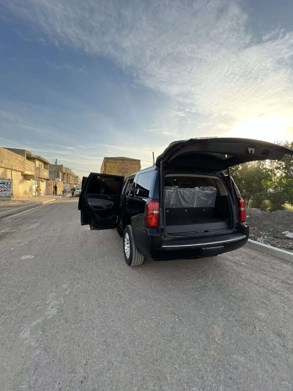 تاهو ادوات دخول جديد 
مديل LTZ 2019
قص قماره فقط
مكان السياره بغداد
رايدها 170 ورقه
‎***********رقم التليفون

‎مقاعد جلد 

‎كراسي كهرباء 3 دكم 

‎قاصه 

‎فرس وسطي 
‎ويل كب١٨ 

‎تبريد مركزي 

‎شاشه كبيره 

‎كامره دواره 

‎تحكمات تبريد خلفيه 

‎رادار 

‎تنبيه 

‎نضام السير ع الخط 

‎حساسات
‎طخم تاير
 

‎مري كهرباء 

‎كروس سرعه وتحكمات 

‎مانع تزحلق

‎ليد امامي خلفي 

‎لايت عدسة زنون متحركه 

‎كشاف زنون 

‎سبعه راكب 
باب خلفي شفط كهربائي
محرك كير اكسل صدر جديد
