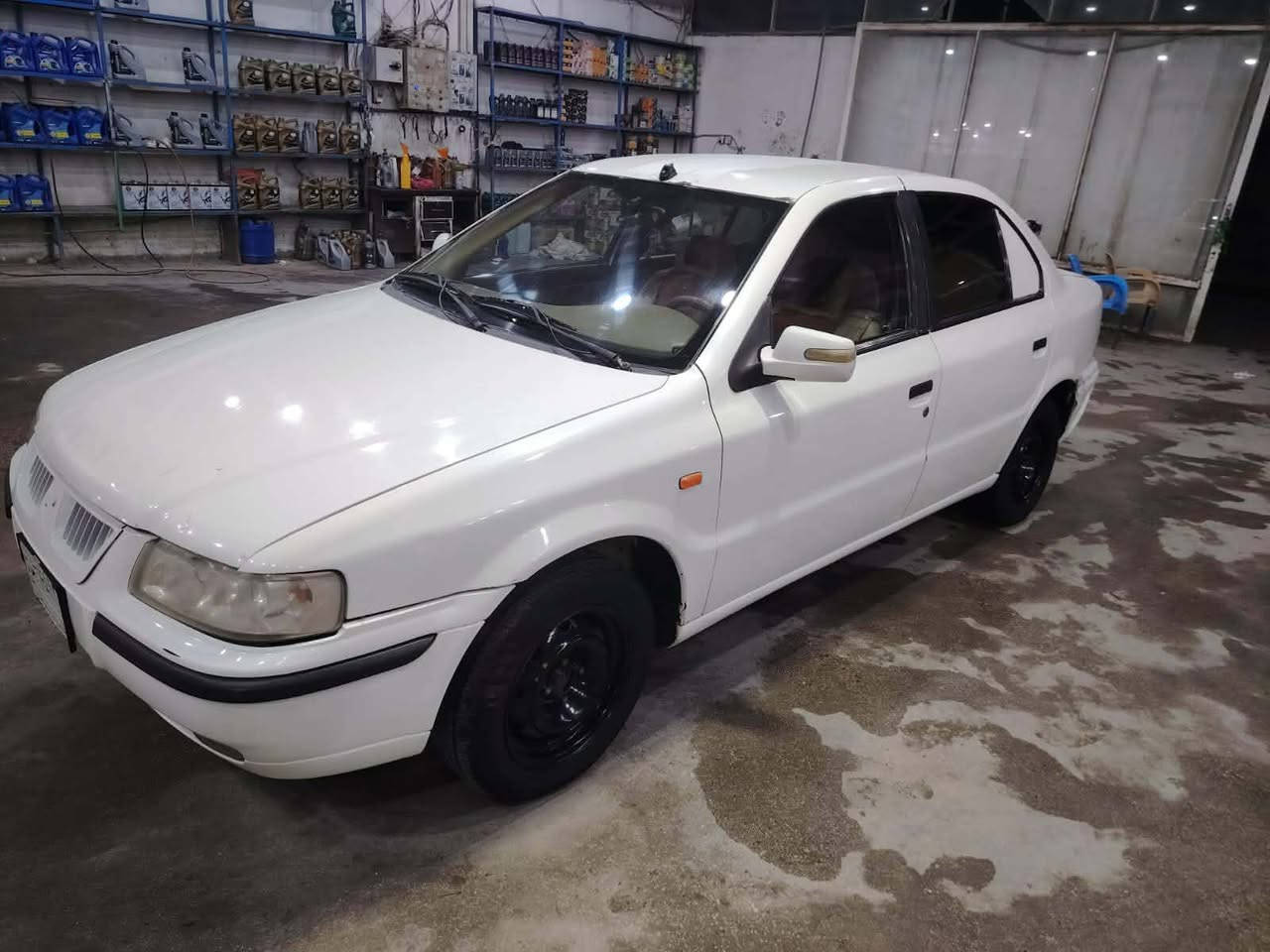 السلام عليكم.. سمند 2011 للبيع رقم ذي قار بسمي مكانه سماوة سياره جاهزه بيش رش صبغ  صفاحه جماليه بدون لا معجون ولا ضربه السعر 35 وبيه مجال الاستفسار الاتصال على الرقم ***********
