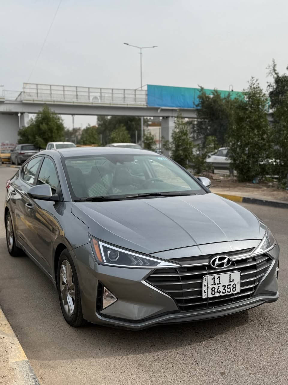 � هيونداي النترا 2019
📍 الممشى: 62ml
✨ الحالة: نظيفة جداً

المواصفات:

 • رادار
 • تحكمات من المقود
 • شاشة تدعم Apple CarPlay
 • كاميرا خلفية
 • مثبت سرعة
 • مكيف شغال ممتاز ❄️
 • صرفية بنزين ممتازة
 • السيارة على الشرط وجاهزة للاستخدام 
حادث جاملغ ايسر مصبوغ وباب السايق مصبوغ فقط بدون دواخل مكفوله ايرباك ستيرن فقط مكان السياره بغداد القادسيه او حي العدل
للتواصل *********** يوجد واتساب 
سعر ١٤٠$ وبيه مجال بسيط 
صور حادث عبر الواتساب شكراً بغداد, العراق
