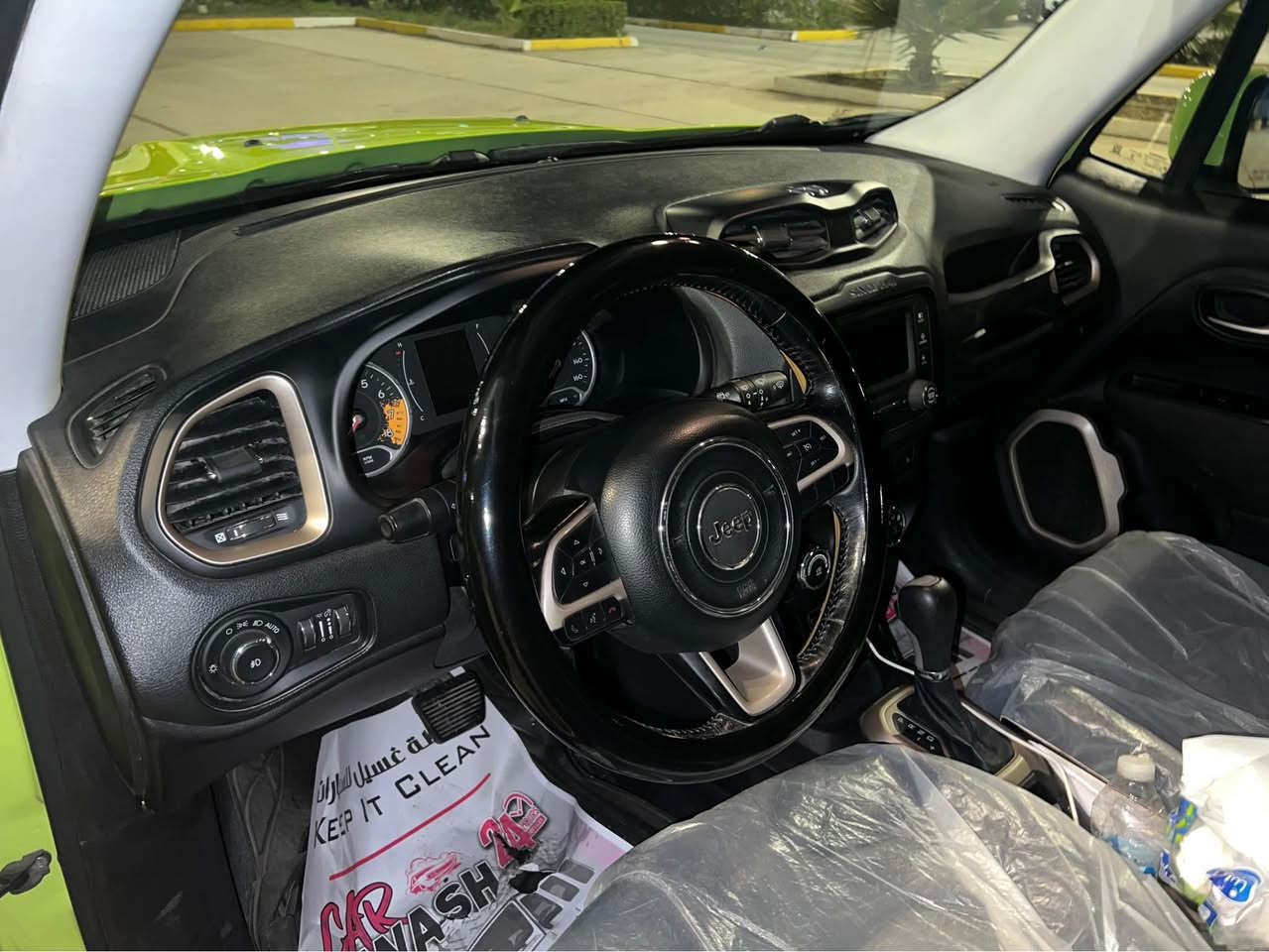 السلام عليكم اخواني الاعزاء جيب رنكيد للبيع او المراوس موديل ٢٠١٧ 
سياره جديده كير مكينه صدر تبريد مكفولات صبغ جاملغ امامي وجاملف خلفي بدون دواخل رقم اربيل باسمي تحويل وكاله مضمونه للاستفسار ***********مكاني بغداد البنوك بغداد, العراق
