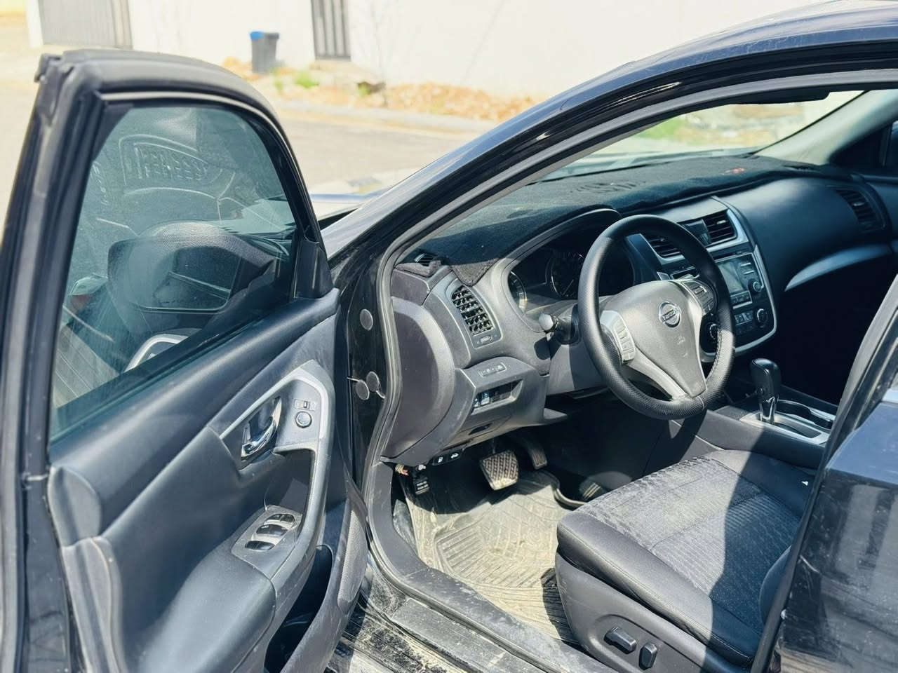 سڵاو لە هاوڕێانی خۆشەویست ئاڵتیما مۆدیلی ۲٠۱۷ s سەیارەکە دوو پارچەی بۆیاخە سەیارەکە زۆر تازەیە سەنەویو هەزەی هەتا ۲٠۳۲ تازەیە تەحویلو خەرامەی بە شەرت سەیارەکە کاڵبونۆی نیە 
ناونیشان:کەلار
کوردی٠۷۷٠۹٦۳۹٥۹٦
عەرەبی٠۷۷۲۱٠٤۲۷۱۲
