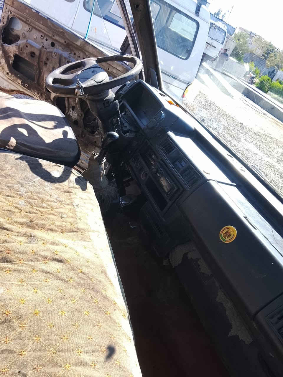 السلام عليكم كيا بستة للبيع السعر 30وبيهة مجال العنوان ديالى المقدادية ***********
