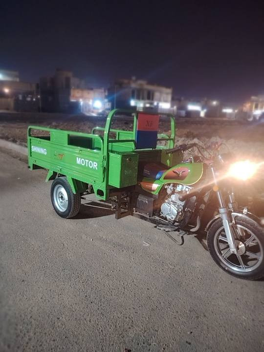 السلام عليكم ستوته للبيع موديل 23  صاير لها اربعه اشهر  طلعت  ستوته سعرها مليونين  800ت وبيها مجال ***********
