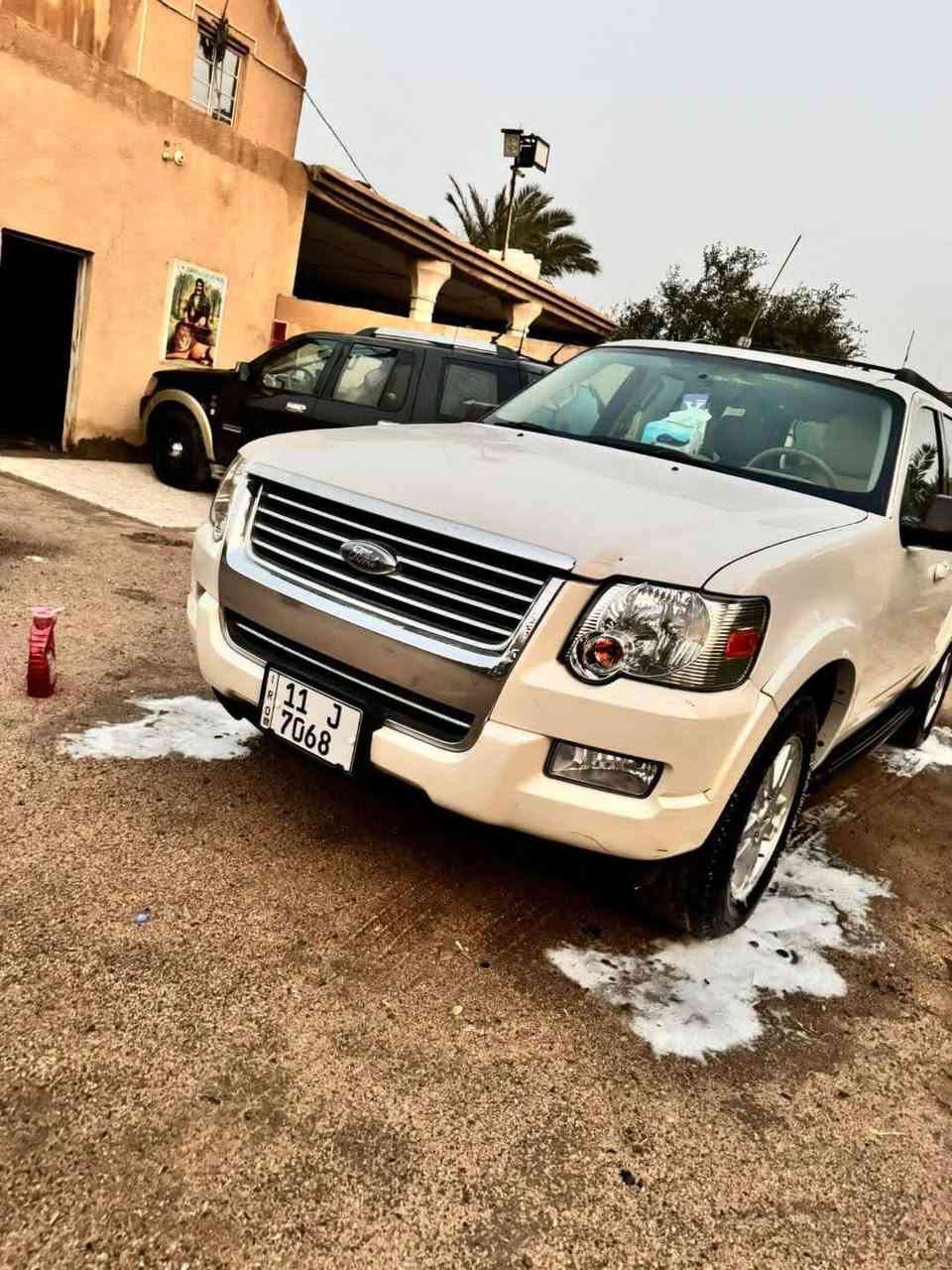 سلام عليكم 
فورد اكس بلور سياره حلوه ونضيفه 
فكفوله كغاله عامه بس بيه قطعتين 
سياره سته سلندر حداديه جديده 
تخم تاير سبعه راكب اربع قطع تبريد
تخم كلوبات سياره يعني كلشي ما عوزه 
بس بيه كير بي مشكله نمره لخامسه ما طيه 
لسعر 110 وبيه مجال لطبين


**إذا كنت صاحب هذا الإعلان وتريد حذفه لأي سبب، رجاءا أرسل رسالة إلى الدعم الفني**