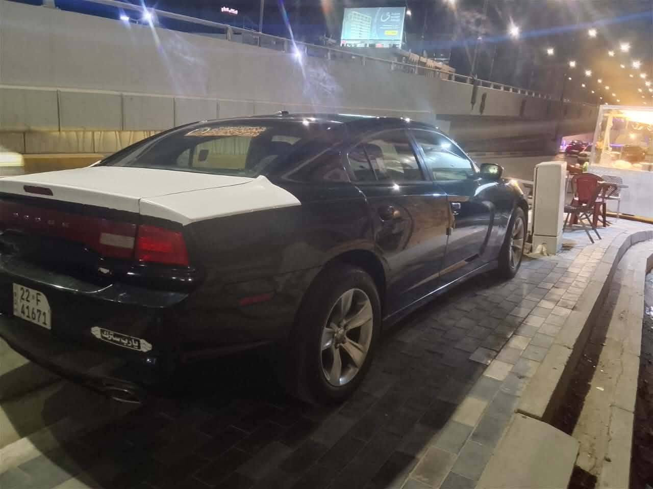 السلام عليكم
جارجر 2013اصل 
مكينه وكير 3600كفاله 
حادثه جاملغ امامي 
وبل 
عراق جاملغ خلفي بدون داخل 
بيها صبغ مكانات اثر شخوط 
كفااله تكم قماره لغود
سياره جاهزه تبريد حداديه 
رقم اربيل تحويل مباشر 
السعر 110وبيها مجال 
رقمي ***********
مكاني بغداد الشعب
