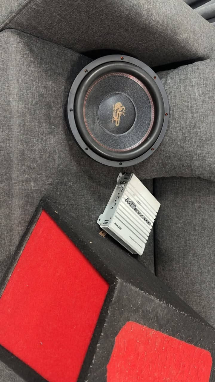 السلام عليكم سبوفر ١٢ انج sp audio ايطالي مع امبلفاير mb acoustics mba-290 مع البوكس مستخدم قليل جداً السعر ٣٢٥ وبي مجال


**إذا كنت صاحب هذا الإعلان وتريد حذفه لأي سبب، رجاءا أرسل رسالة إلى الدعم الفني**