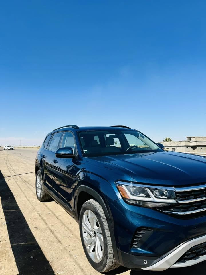 2021  Volkswagen Atlas family SE V6
السعر  268 وبيها مجال بسيط 

حجم المحرك:- 3.6 V6 

المسافة المقطوعه :- 56 الف mi     
            
الموديل:- 2021 

مواصفات

پانوراما 7 راكب صندوك كهربائي شاشه كبيره فرش مخمل أصفر كراسي كهرباء ويل 19 أنش كامره تحكم سرعة دبل اكسل تحكم مسجل في المرأة حساس تجاوز حساس خلفي تشغيل عن بعد 
كراسي تدفئه Auto Stop وبعد بيها هواي مواصفات
السيارة جديدة بمعنى الكلمة 

ارباگ:كفاله   
حادث السيارة  نصف جاملغ يم قبق البنزين فقط

للاستفسار الاتصال على الرقم ***********
