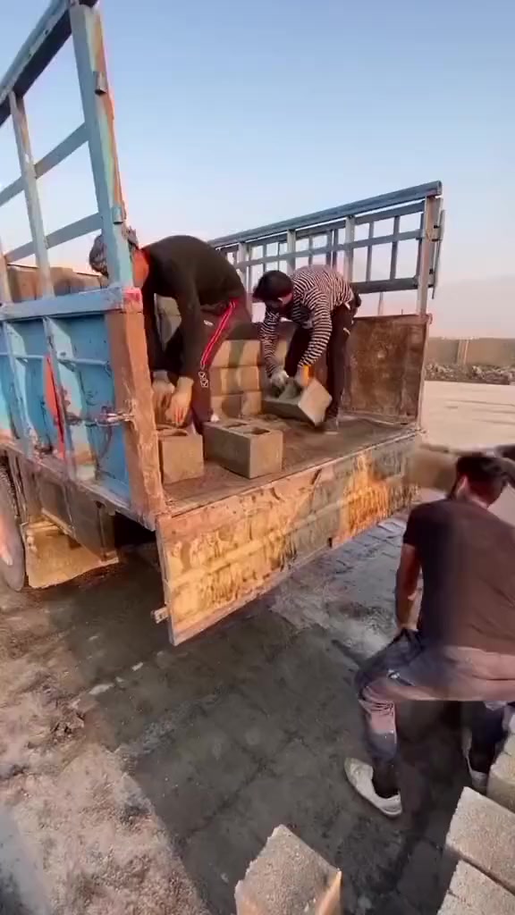 اعلان 👍👍
يعلن معمل بلوك ميسان عن توفر بلوك درجه اولى شرط النسف اذاا ماعجبك مرجوع 
مستعدون لتجهيز كافه الدوائر والموؤسسات الحكوميه داخل المحافظه واقضيتها 

بلوك كهربائي درجه اولى قوي ❤️

للطلب  الاستفسار مراسله بريد الصفحه او الاتصال على الارقام التاليه 

***********
***********
