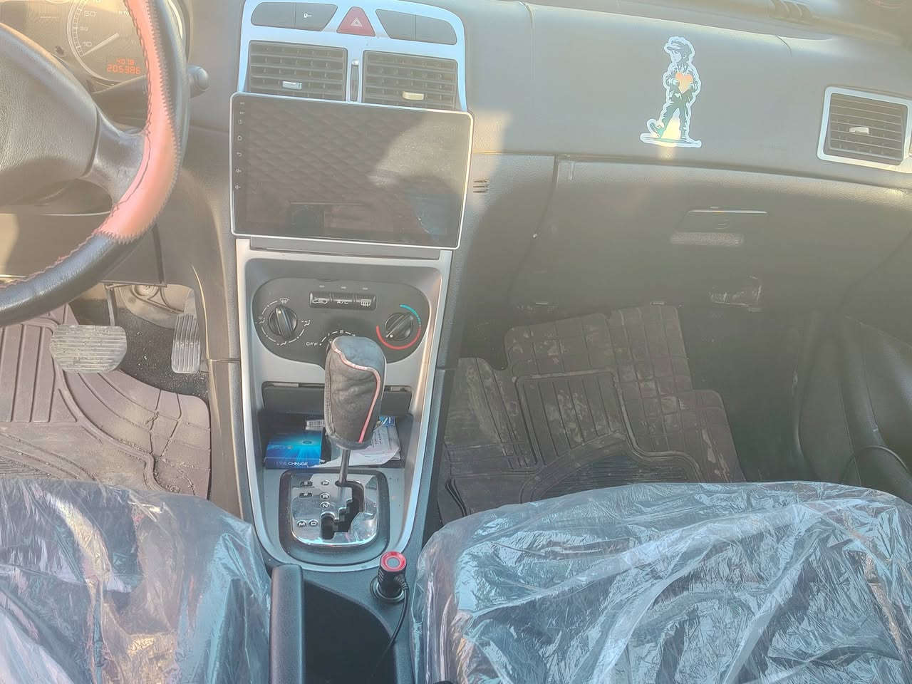 بيجو 307 موديل 2005
رقم كركوك
كير محرك بالشرط
بطاقه بانزين بيها 
صدر تايرات حداديه تبريد تدفئه كله بالشرط
سياره جاهزه مناقصها الف دينار مصرف
مابيها اي حادث
*********** 
السعر ٥٤ وبي مجال بسيط
