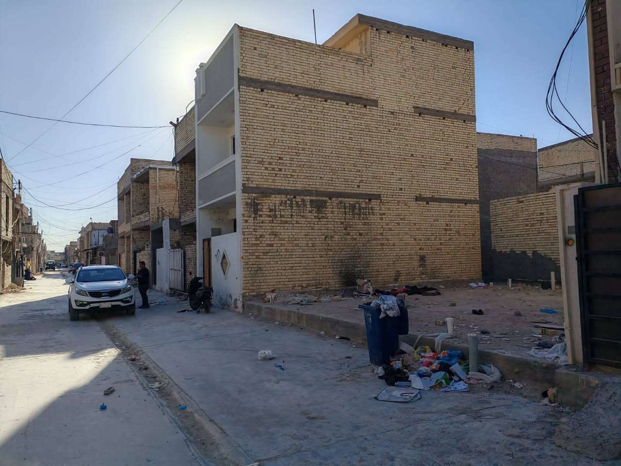 قطعه 100 متر الواجهة 10 والنزال 10رفت ومسسه مجاري زراعي سند 25 اقرار محكمه المكان شهداء السيدية خلف كليه السلام الخدمات ماء مجاري كهرباء وتبليط السعر 46 مليون وبيها مجال قليل 
للاستفسار الاتصال ***********☎️
