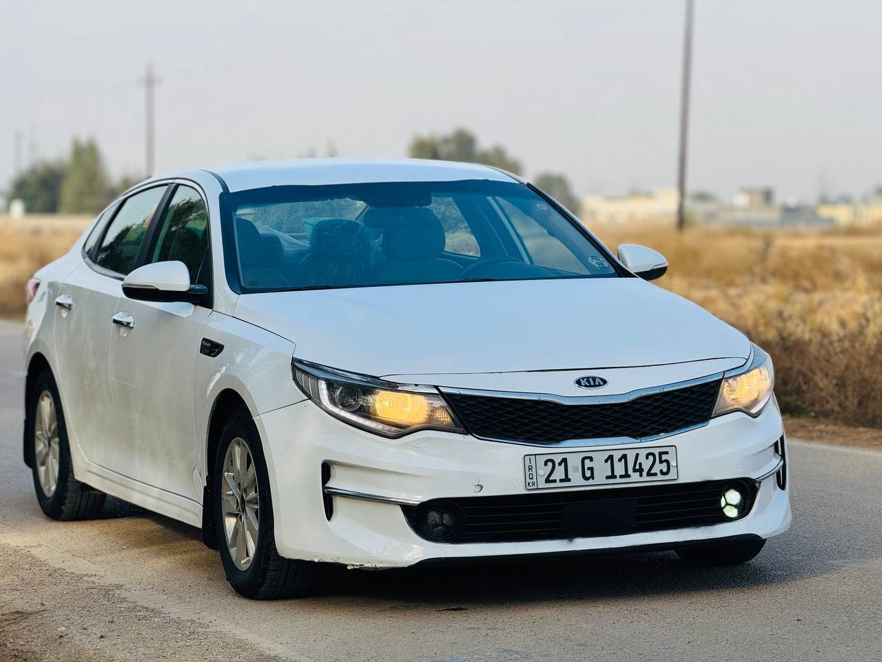 السلام عليكم
كيا اوبتما  وارد أمريكي 🇺🇸 موديل 2018 
رقم سليمانية بسمي السيارة 

انضمه قياده  3

اشاير مري 
مكينه 2400 gdi. ماشية. 133
شاشه كبيرة 
حساس خلفي 
تحكم سترين

عنوان بغداد جسر ديالى جديد /.      ***********
