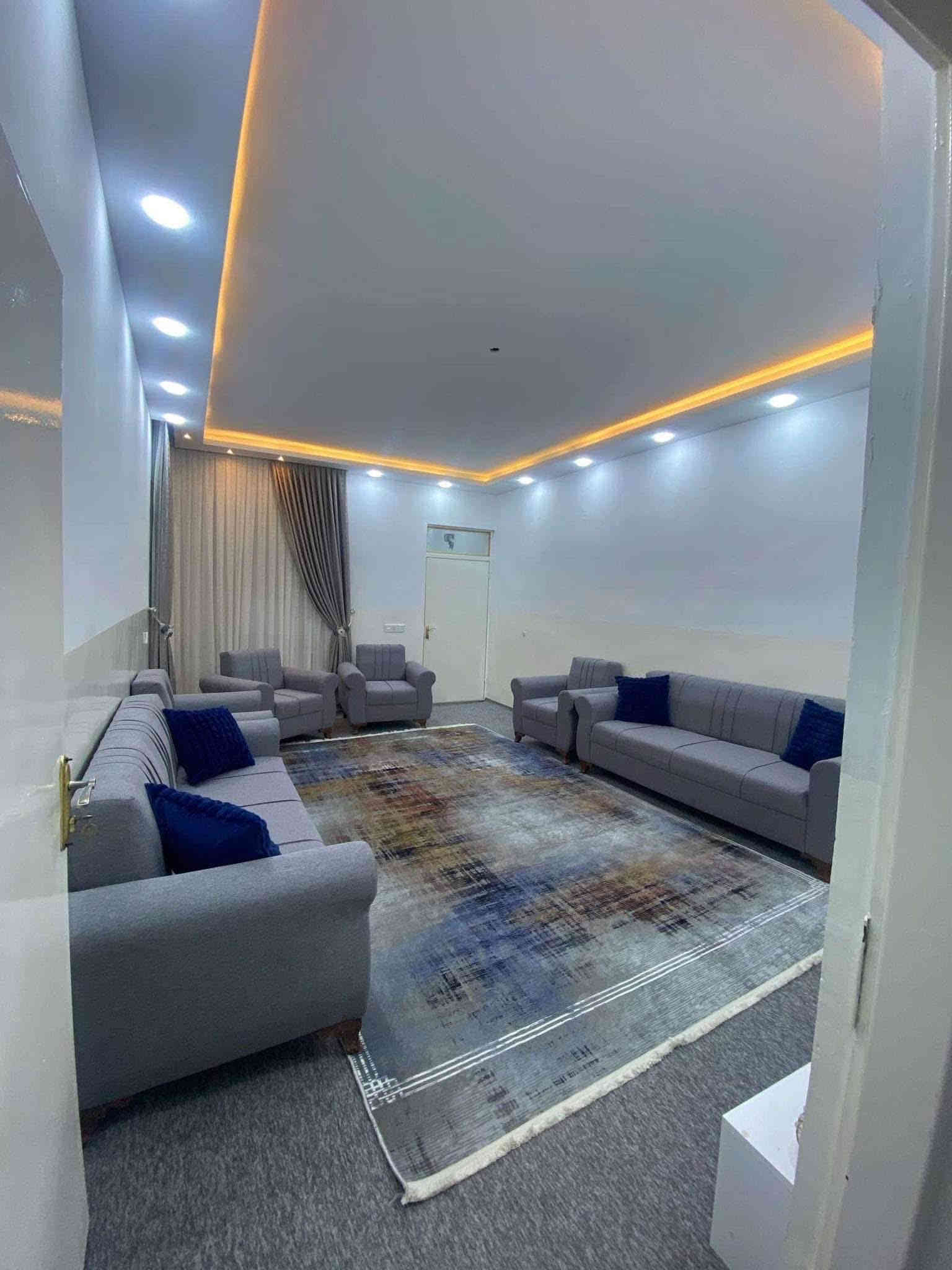 ئـــامادەیــن بــۆ گــۆڕیــنـی بــەرگــی قــەنەفـەکــانتــان ⏳
ئــەمەی ئــەیبینـن  هــەمووی قــەنــەفەی شکاو کۆنە 🫸🏻
 وای لێهــاتووە چیتـر پێویستــ نــاکات قـەنەفەکــەت فڕێ بدەیت لای ێمە  قەنەفە کۆنەکەت نوێ بــکەوە ⏳💣
هــەڵبژاردنــی بــەرگــ بــە خــواستــی خــۆتانە✌🏻📸
  سعــرەکــانــمان هەمــووی داشکــانی تایبــەتــمــان کردووە👱🏻‍♂️
  پــەلە بکــەو قەنەفــە کــۆنەکەت  بێنەو نوێ ببــەوە🫥🤍 
 ێـمــە لــە کــەلــارین و کــەلار بە کــارە جــوانـەکـانـمام ئەڕازێنینەوە✌🏻😁
پــەلە بکـەو پەیوەندی بــکە
دەتـــوانن تــەنــهــا رەســـمی  قــەنەفەکــانتان بنێرن
بــۆ واتسئاپــ یــان ڤایبەر یــان پەیج
***********
***********
