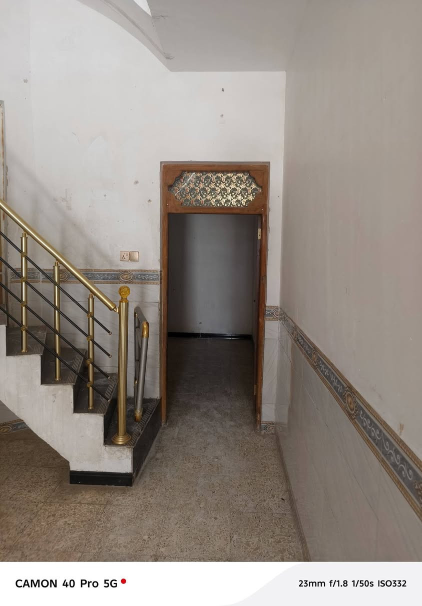 حي نيسان للإيجار ١٠٠ متر طابقين
***********
بيت للإيجار شريط حي نيسان قرب سيطرة الشياب ١٠٠ متر طابقين ٣ غرف  أو استقبال ومطبخ وصالتين أو حمام عدد ٣ سعر الإيجار ٣٧٥ قفل
