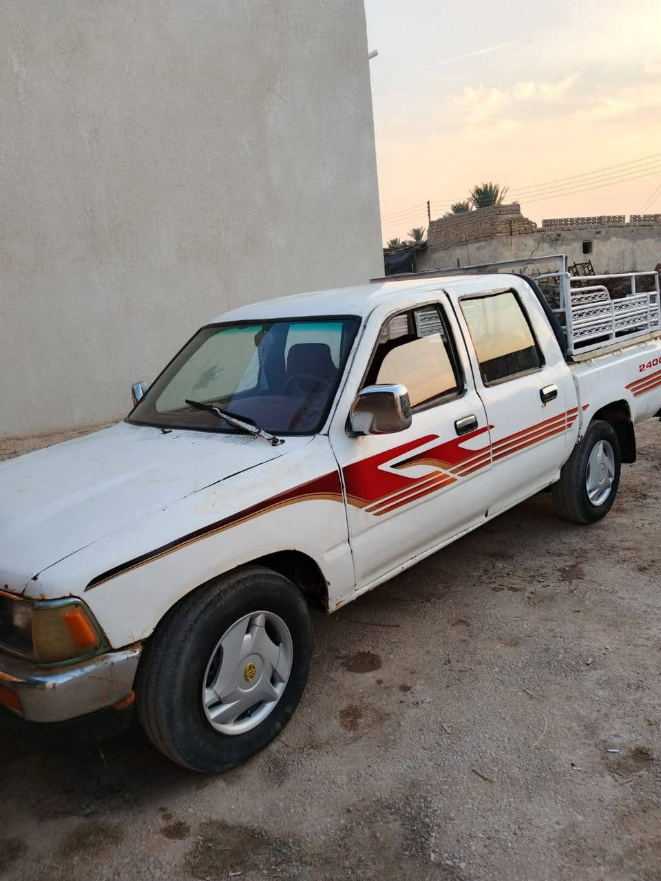 سلام عليكم بيكم تيوته مكفوله شاصي ومحرك رقم ميسان موديل 97 مكان بصره قضاء المدينه السعر 43 ***********
