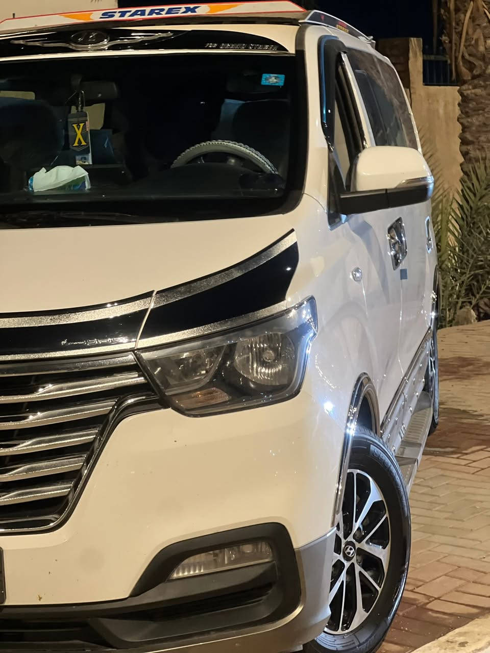 السلام عليكم ستاركس 2019 مسكر سبلاين 12 
مبدل دشبول سبلاين 
السياره جاهزه على اخر حبايه
تبريد ثلج  حداديه تخم تاير 
يعني كبل للشارع 
مصفره هيئه وغرامات
السعر ٢٦٠$ وبيه مجال  غير متوفر على النت 
اتصال فقط *********** 
مكاني بابل النيل
