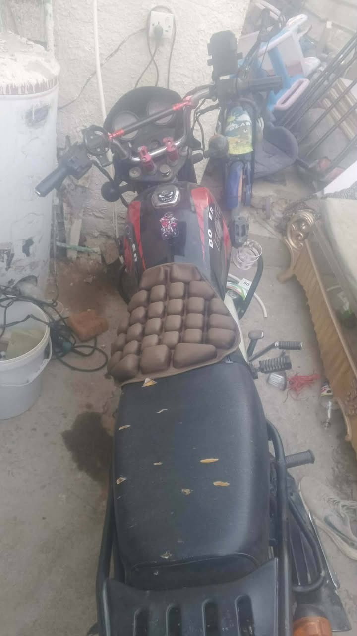 دراجه بوكسر مديل 20مكينه تبخير قليل ما مئثر عليهه رايدهه مرواس بستوته نضيفه مكاني حسينه الراجديه رقم اتصال واتساب ***********
