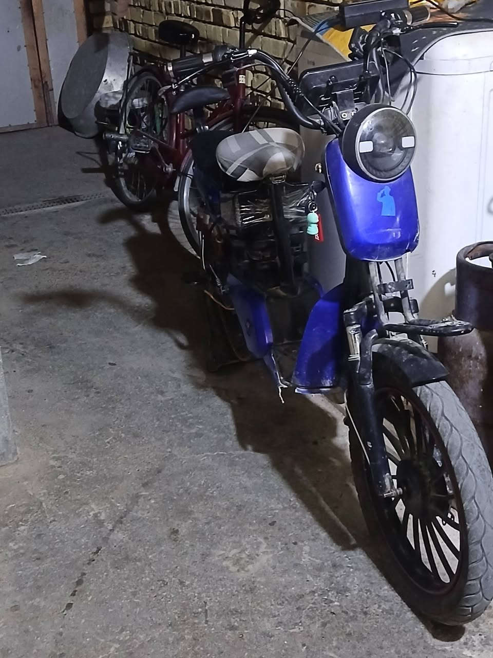 السلام عليكم  دراجه شحن  للبيع سعرر مناسب200
مستعجل عل بيع


**إذا كنت صاحب هذا الإعلان وتريد حذفه لأي سبب، رجاءا أرسل رسالة إلى الدعم الفني**