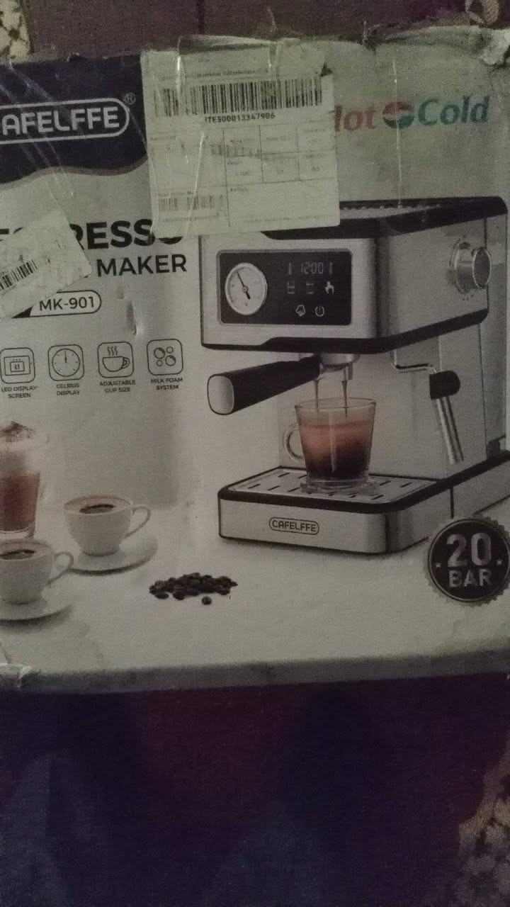 السلام عليكم
يتوفر مكائن قهوه
سعر القطعه ٦٠ الف قفل 
مكاني نجف
***********
